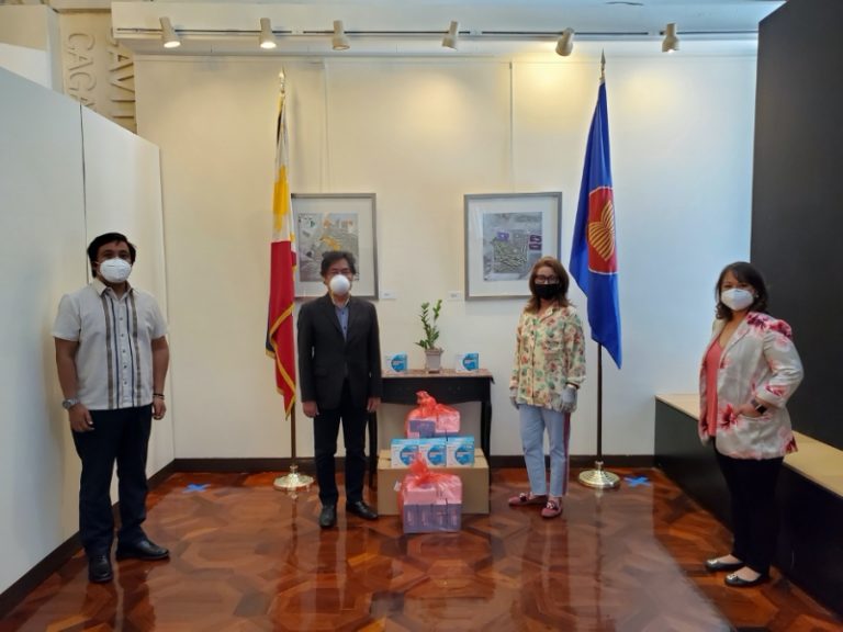PH Consulate in New York Receives Facemask Donation