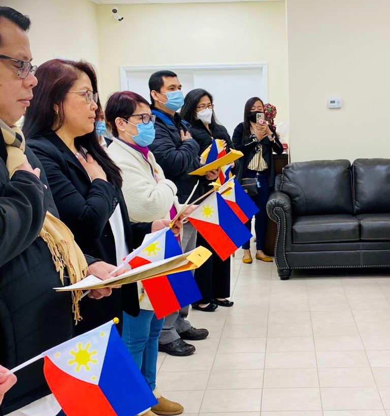 Consulate Holds Dual Citizenship Oath-taking for Medical Frontliners